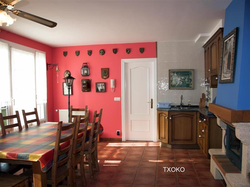 Habitaciones Turisticas Ontxene Busturia ภายนอก รูปภาพ